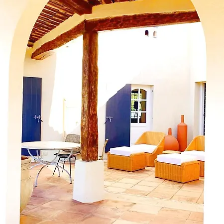 Lovely Family Summer House Hébergement de vacances *